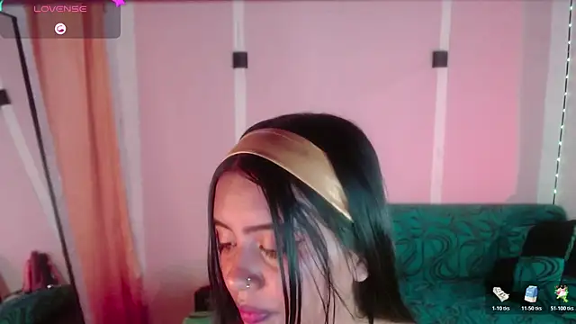 Snapshot of sweet_susy222 chatting on July 31, 3:11 pm sweet susy222 online show from July 31, 3:11 pm