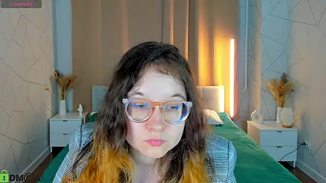 Aleks-casterrr online show from June 21, 5:26 pm