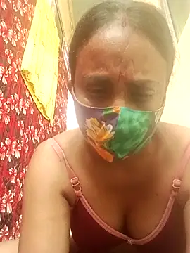 Snapshot of Simi-hot-boudi chatting on June 23, 6:33 am Simi-hot-boudi online show from June 23, 6:33 am