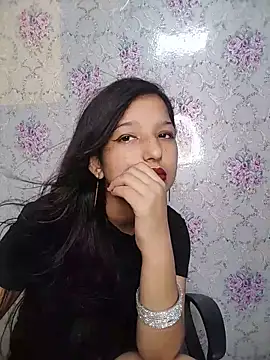 Queen Rosyy online show from June 21, 4:15 am