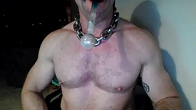 Snapshot of magnussson80 chatting on July 21, 10:56 pm magnussson80 online show from July 21, 10:56 pm