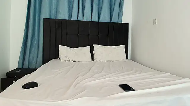 Sweet But Naughty online show from July 19, 7:06 pm