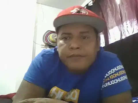 Snapshot of Moreno836966 chatting on July 14, 6:24 pm Moreno836966 online show from July 14, 6:24 pm