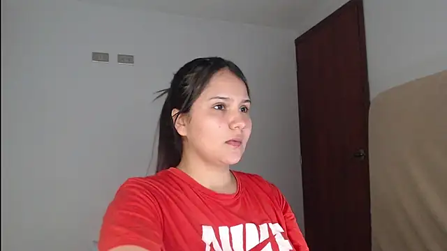 Snapshot of kallsy6802 chatting on July 6, 10:34 pm kallsy6802 online show from July 6, 10:34 pm