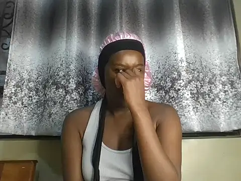 Prettygodess1 online show from June 30, 5:41 am