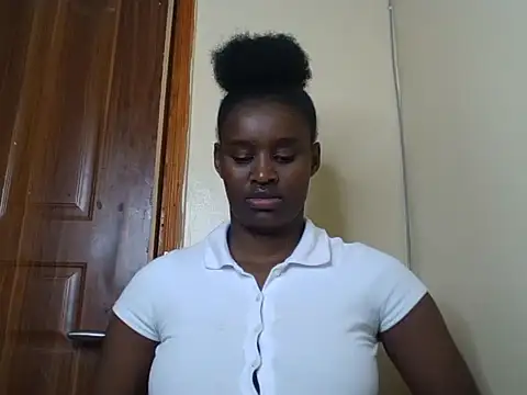 Prettygodess1 online show from July 13, 9:28 pm