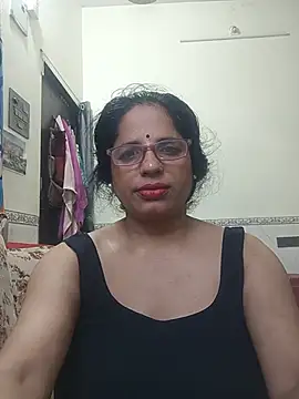 Snapshot of SWEETY01990 chatting on July 13, 8:39 am SWEETY01990 online show from July 13, 8:39 am
