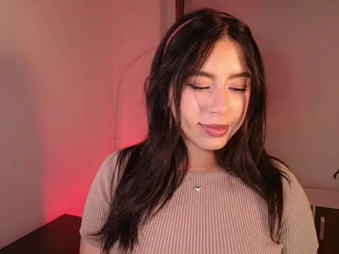 Snapshot of Isa_vargas_ chatting on July 22, 12:35 am Isa vargas online show from July 22, 12:35 am