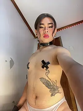 Snapshot of Horny_HoneyX chatting on June 16, 9:39 pm Horny HoneyX online show from June 16, 9:39 pm