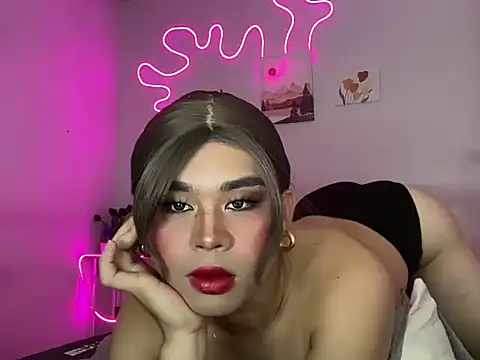 Snapshot of Horny_HoneyX chatting on June 17, 1:23 pm Horny HoneyX online show from June 17, 1:23 pm