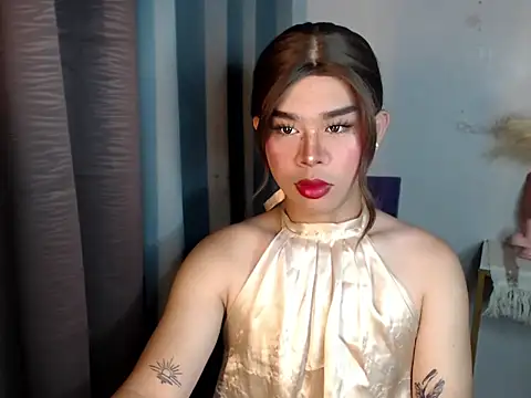 Snapshot of Horny_HoneyX chatting on July 10, 4:28 am Horny HoneyX online show from July 10, 4:28 am