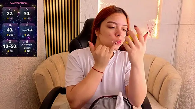 Snapshot of sofia_red_cn chatting on July 29, 1:09 pm sofia red cn online show from July 29, 1:09 pm