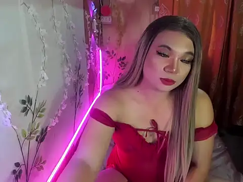 Snapshot of LadyAlthea69 chatting on July 10, 3:33 am LadyAlthea69 online show from July 10, 3:33 am