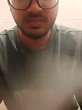 Tamilan fucks online show from June 27, 3:11 am