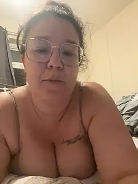 curvymayaxo online show from June 9, 10:10 pm