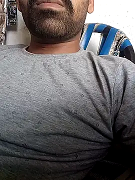 Snapshot of cuteboyaadi chatting on June 15, 4:15 am cuteboyaadi online show from June 15, 4:15 am