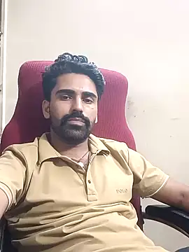 Snapshot of cuteboyaadi chatting on July 29, 7:12 pm cuteboyaadi online show from July 29, 7:12 pm