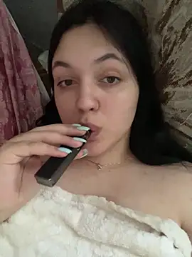 Snapshot of Bettie_Toni chatting on June 11, 12:36 pm Bettie Toni online show from June 11, 12:36 pm
