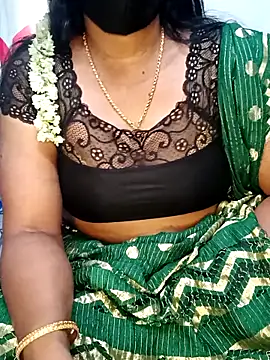 Snapshot of tamil_sarah chatting on June 16, 7:33 am tamil sarah online show from June 16, 7:33 am