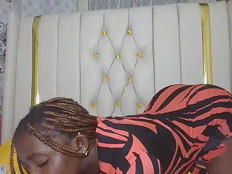 Creamysexymesy online show from July 1, 6:07 pm