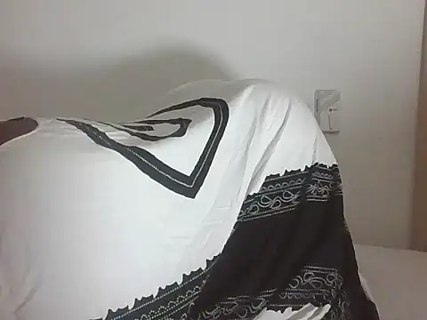 Creamysexymesy online show from July 18, 9:40 pm