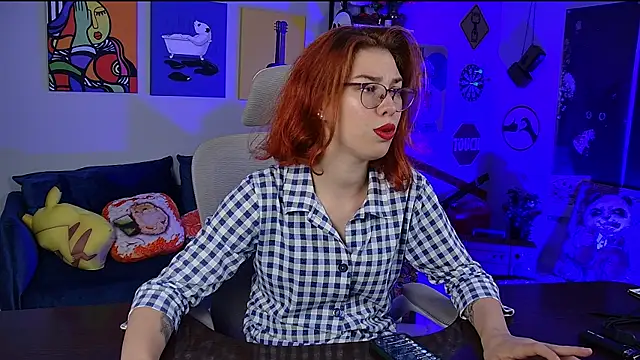SeraphineDuskryn online show from July 18, 5:06 pm