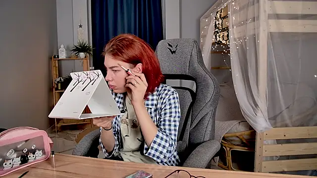 SeraphineDuskryn online show from July 21, 8:49 am