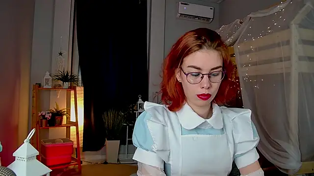 SeraphineDuskryn online show from August 1, 5:23 pm