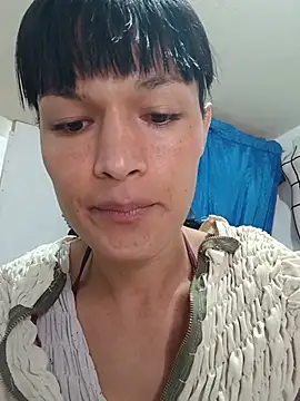 Sexy paulina outdoors online show from June 23, 12:03 pm