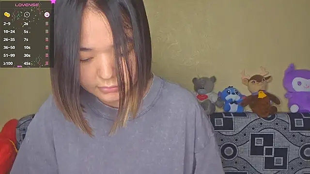 Snapshot of PeachyNoirra chatting on June 14, 3:36 pm PeachyNoirra online show from June 14, 3:36 pm