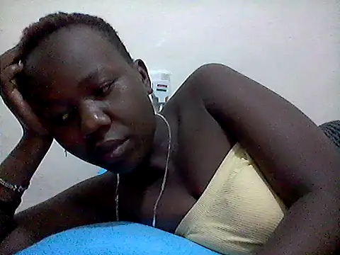 Snapshot of beutifulebonya chatting on June 14, 3:41 am beutifulebonya online show from June 14, 3:41 am