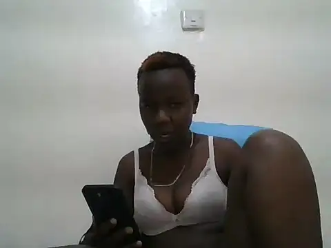 Snapshot of beutifulebonya chatting on June 15, 11:01 am beutifulebonya online show from June 15, 11:01 am