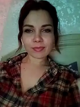 Snapshot of Janie_Days chatting on June 18, 7:29 pm Janie Days online show from June 18, 7:29 pm