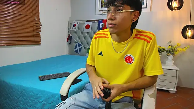 Jake Falcon online show from June 24, 11:31 am