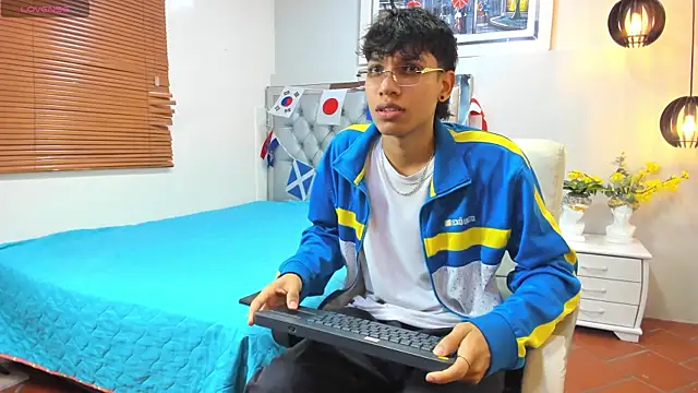 Jake Falcon online show from June 25, 11:26 am