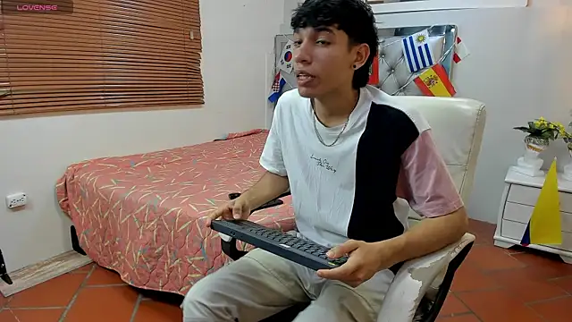 Jake Falcon online show from July 16, 11:38 am