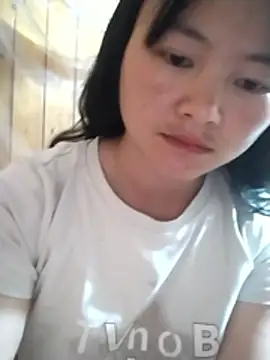 Snapshot of Maly_st chatting on June 18, 1:26 pm Maly st online show from June 18, 1:26 pm