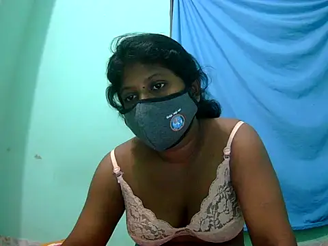 Rose8 online show from June 15, 2:08 pm