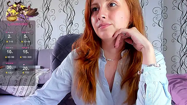 Snapshot of Molly_Ames chatting on June 15, 9:44 am Molly Ames online show from June 15, 9:44 am