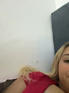 Snapshot of hannie- chatting on July 31, 5:40 am hannie- online show from July 31, 5:40 am