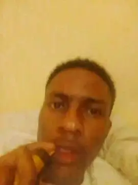 Snapshot of zitolo chatting on July 18, 12:15 am zitolo online show from July 18, 12:15 am