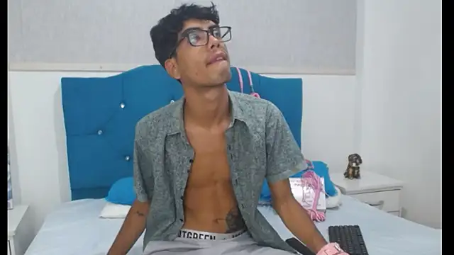 Snapshot of Jack_Blacck chatting on June 24, 7:57 pm Jack Blacck online show from June 24, 7:57 pm