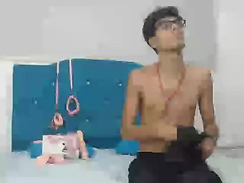 Snapshot of Jack_Blacck chatting on July 19, 3:43 am Jack Blacck online show from July 19, 3:43 am