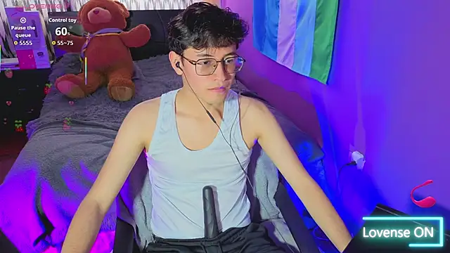 Snapshot of Angelito_Twink chatting on July 13, 6:33 pm Angelito Twink online show from July 13, 6:33 pm