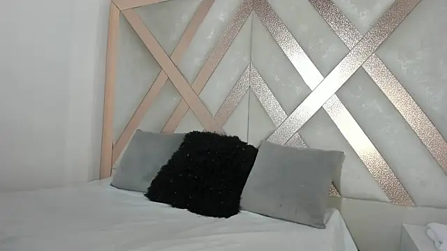 Snapshot of EvelynCarter1 chatting on June 17, 2:58 am EvelynCarter1 online show from June 17, 2:58 am