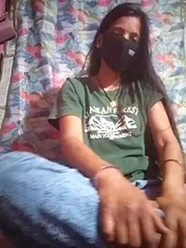 Snapshot of Desi_madamm chatting on June 26, 12:53 pm Desi madamm online show from June 26, 12:53 pm