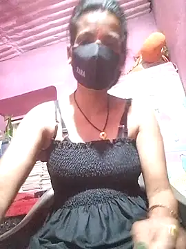 Snapshot of Desi_madamm chatting on July 16, 12:44 pm Desi madamm online show from July 16, 12:44 pm