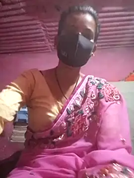 Snapshot of Desi_madamm chatting on July 30, 12:37 pm Desi madamm online show from July 30, 12:37 pm