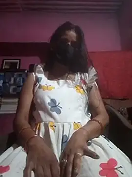 Snapshot of Desi_madamm chatting on August 2, 5:17 am Desi madamm online show from August 2, 5:17 am