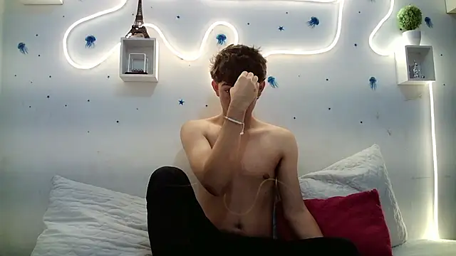 christian foxx  online show from June 26, 1:04 pm